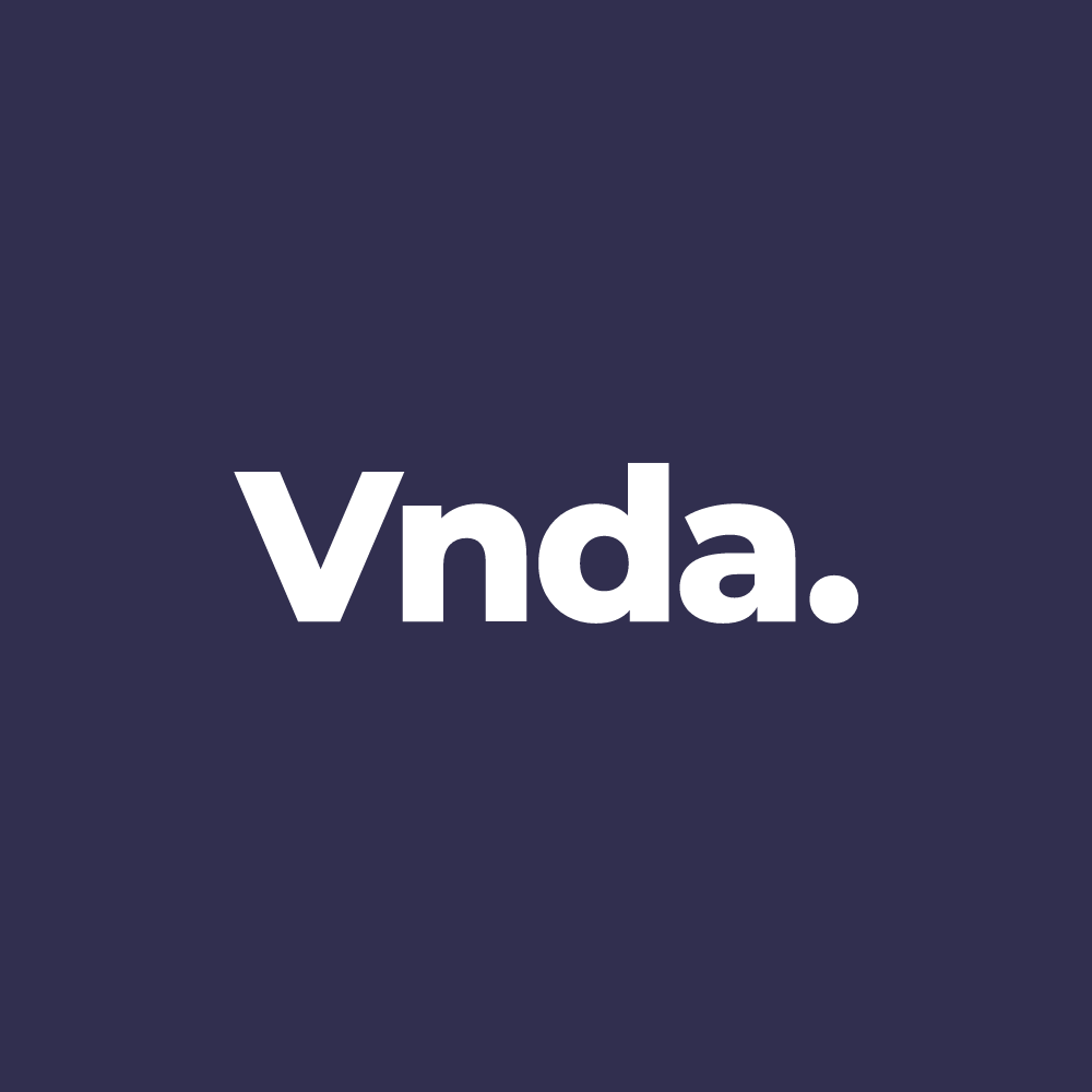 Caixa Vision de Sobrepor com Porta Única Fumê para 36 Disjuntores DIN ou 24 Disjuntores NEMA e com 1 Barramento de Neutro ou Terra (VR312CTF)